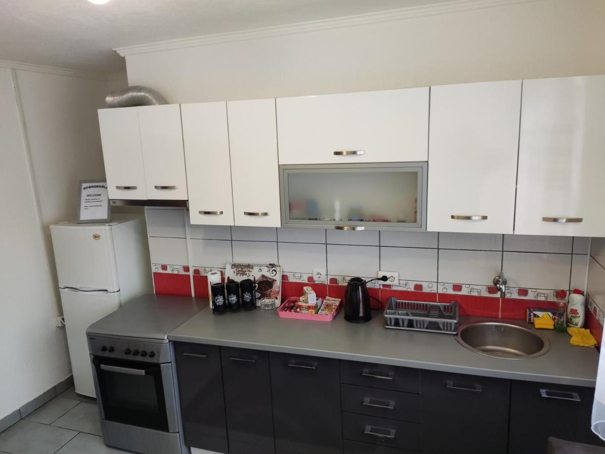 Apartmani Sarah 투즐라 외부 사진
