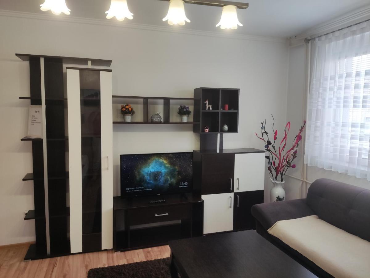 Apartmani Sarah 투즐라 외부 사진